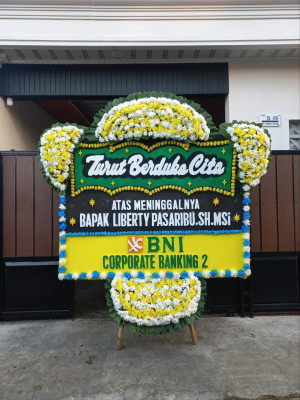 Papan Bunga Duka di Aru Selatan Timur